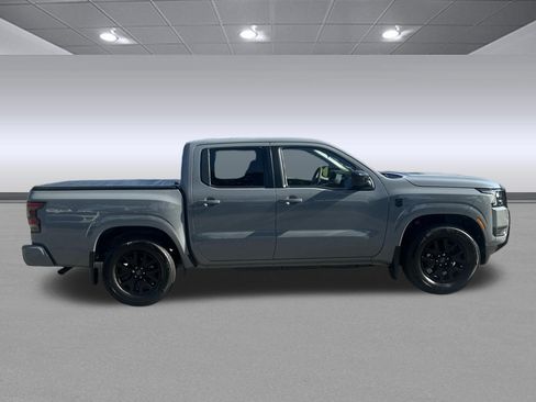 Used 2026 Nissan Frontier SV w/ All-Weather Content Package RWD image 2