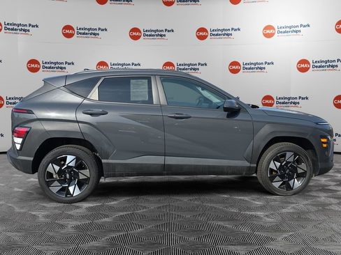 Certified 2025 Hyundai Kona SEL image 8
