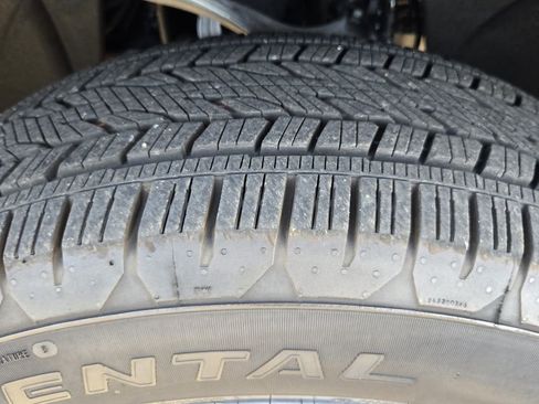 New 2026 GMC Yukon XL Denali w/ Sun & Power Step Package image 9