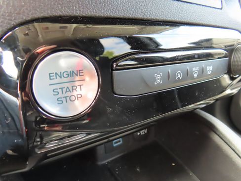 Used 2023 Ford Escape Active w/ Tech Pack #1 AWD/4WD image 24