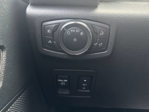 Used 2020 Ford F150 XLT w/ Equipment Group 302A Luxury AWD/4WD image 32