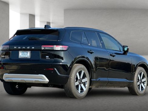 New 2026 Honda Prologue Touring image 4