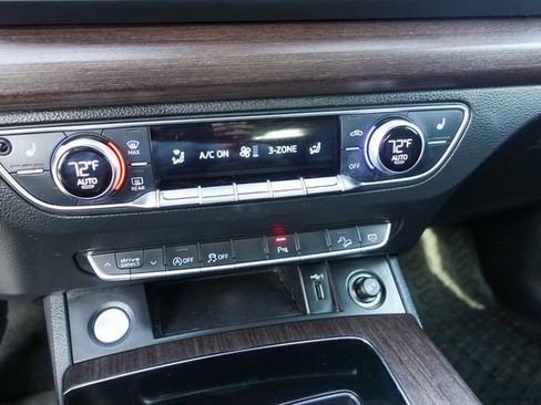 Used 2021 Audi Q5 2.0T Premium w/ Convenience Package image 19