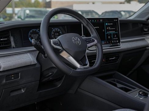 New 2025 Volkswagen Tiguan S image 8