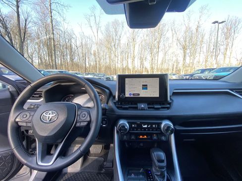 Used 2024 Toyota RAV4 XLE w/ Weather Package image 27