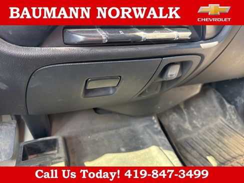 Used 2016 Chevrolet Silverado 2500 W/T w/ WT Convenience Package AWD/4WD image 23