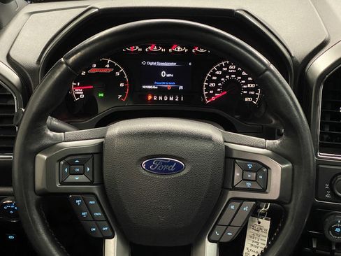 Used 2016 Ford F150 XLT w/ Equipment Group 302A Luxury AWD/4WD image 19