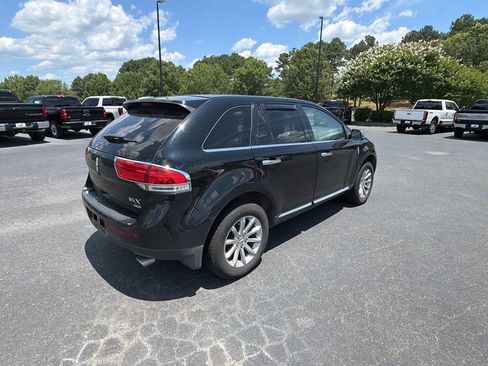 Used 2012 Lincoln MKX AWD image 10