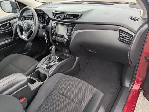 Used 2021 Nissan Rogue Sport S image 24