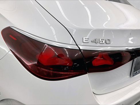 New 2026 Mercedes-Benz E 450 4MATIC image 12