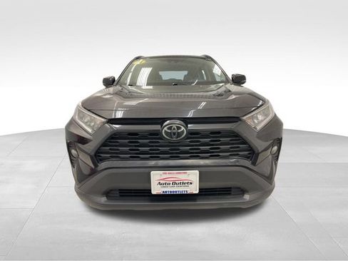 Used 2021 Toyota RAV4 XLE Premium AWD/4WD image 2