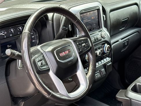 Used 2022 GMC Sierra 1500 SLT AWD/4WD image 18