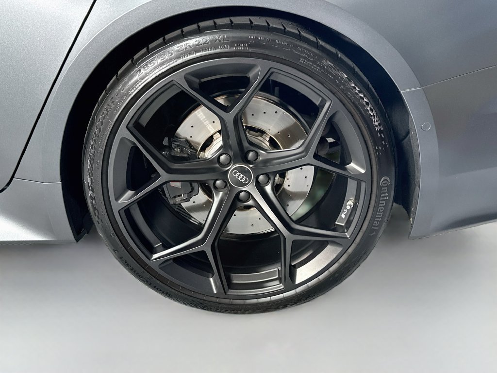 Used 2026 Audi RS 6 performance w/ Matte Carbon Package AWD/4WD image 33