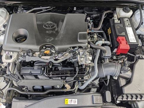 Used 2024 Toyota Camry SE image 22