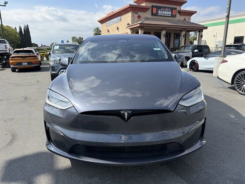 Used 2022 Tesla Model X AWD/4WD image 2