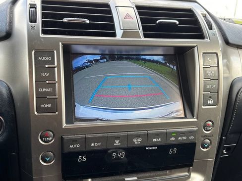 Used 2019 Lexus GX 460 Premium AWD/4WD image 22