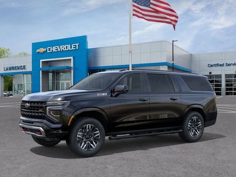 New 2026 Chevrolet Suburban Z71 w/ Comfort Package AWD/4WD image 2