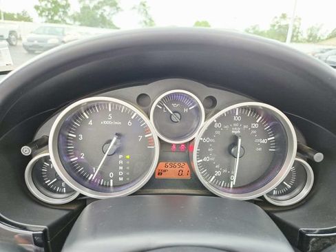 Used 2007 MAZDA MX-5 Miata Touring w/ Appearance Pkg RWD image 20