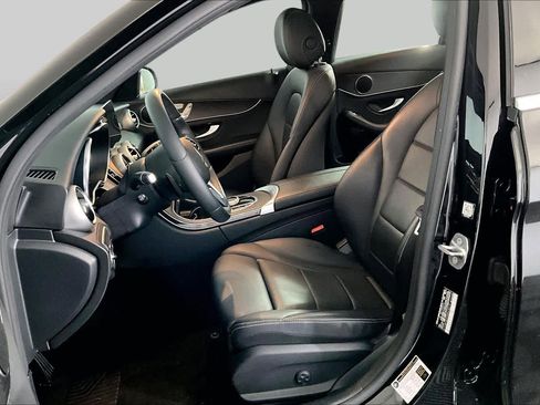 Used 2021 Mercedes-Benz C 300 4MATIC Sedan image 9