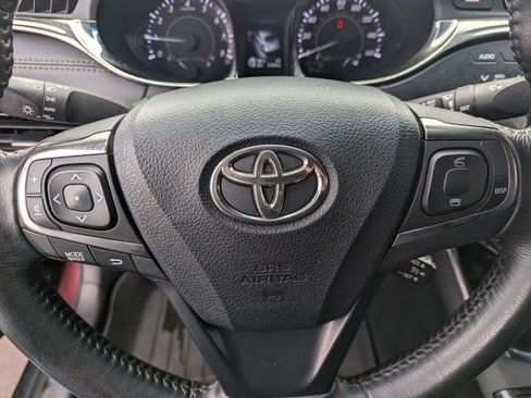 Used 2013 Toyota Avalon XLE image 14