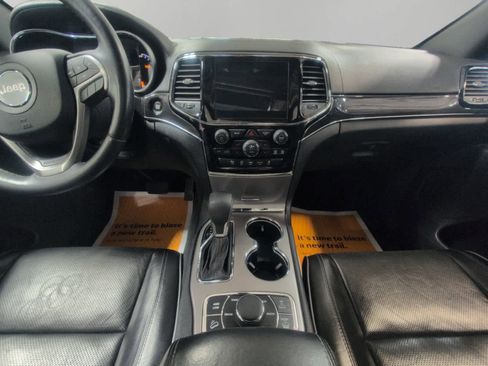 Used 2019 Jeep Grand Cherokee Overland image 10