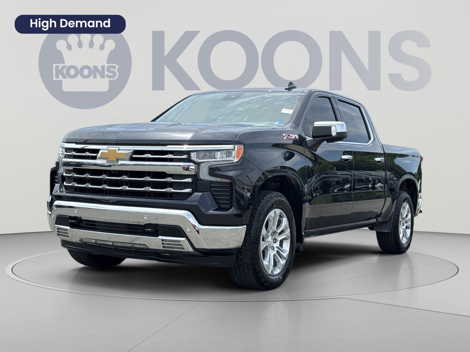 Used 2024 Chevrolet Silverado 1500 LTZ w/ Z71 Off-Road Package AWD/4WD image 1