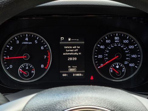 Used 2021 Kia K5 LXS FWD image 6