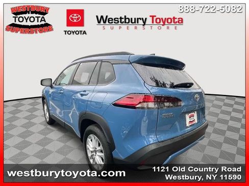 Used 2026 Toyota Corolla Cross LE w/ Cold Weather Package AWD/4WD image 6