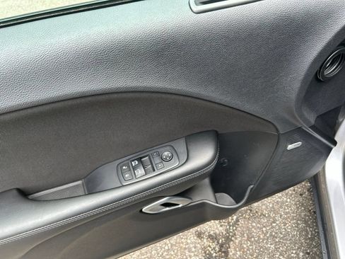 Used 2016 Dodge Challenger R/T RWD image 14