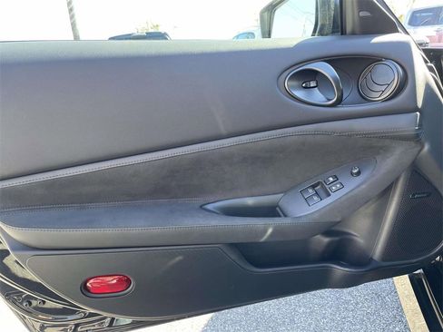 Used 2024 Nissan Z Performance w/ Floor Mat Package image 14