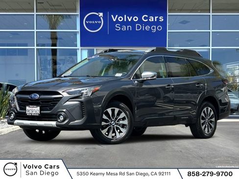 Used 2024 Subaru Outback Touring AWD/4WD image 1