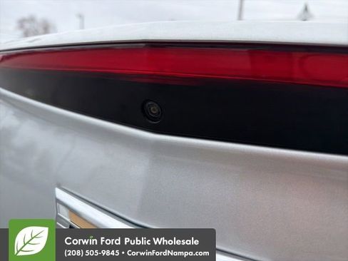 Used 2018 Cadillac XTS Luxury image 11