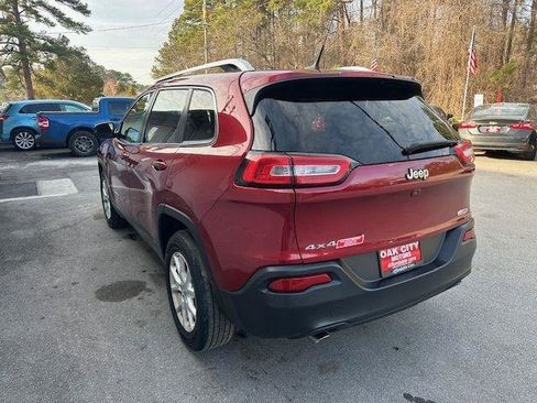 Used 2014 Jeep Cherokee Latitude w/ Comfort/Convenience Group image 7