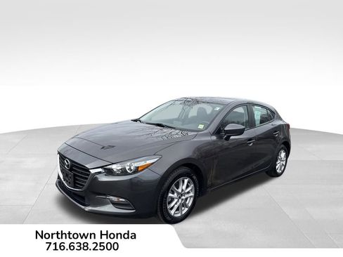 Used 2017 MAZDA MAZDA3 Sport image 9