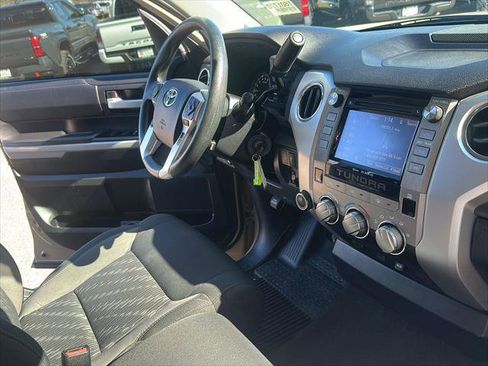 Certified 2019 Toyota Tundra SR5 image 15