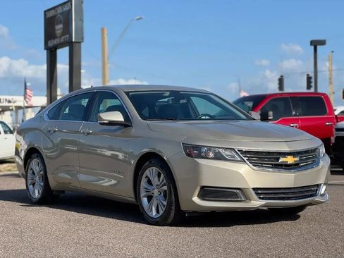 Used 2014 Chevrolet Impala LT w/ Convenience Package image 4