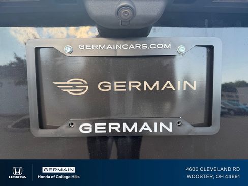Used 2024 Ford Explorer Limited AWD/4WD image 9