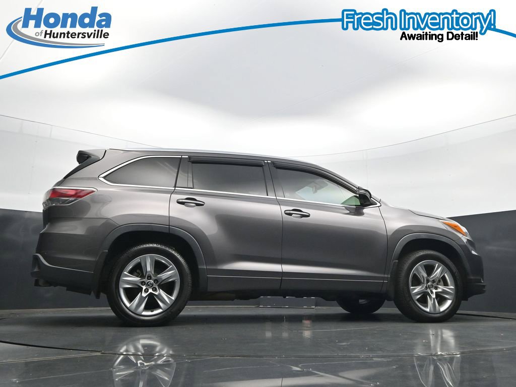Used 2016 Toyota Highlander Limited AWD/4WD image 45
