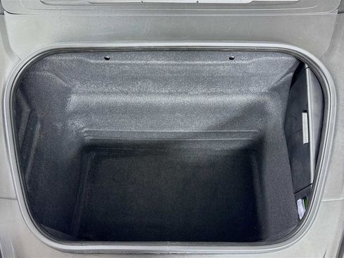 Used 2024 Porsche 911 Carrera T w/ Sportdesign Package image 31