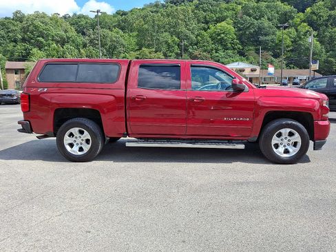 Used 2018 Chevrolet Silverado 1500 LT w/ All Star Edition AWD/4WD image 7