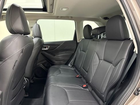 Used 2023 Subaru Forester Touring image 27