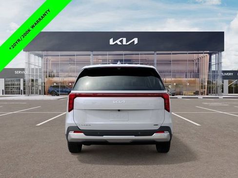 New 2026 Kia Carnival EX image 5