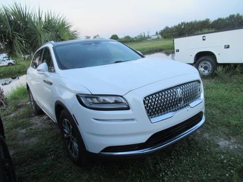 Used 2021 Lincoln Nautilus Reserve FWD image 1