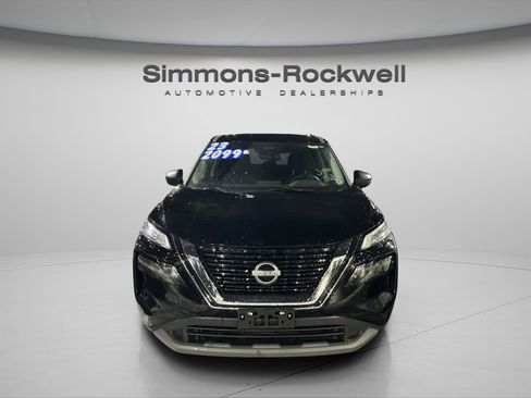 Used 2023 Nissan Rogue S image 1