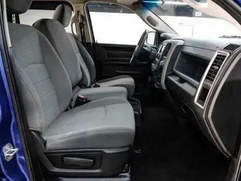 Used 2019 RAM 1500 Express w/ Express Value Package AWD/4WD image 35