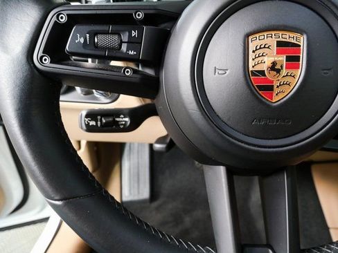 Certified 2023 Porsche Macan Turbo AWD/4WD image 9