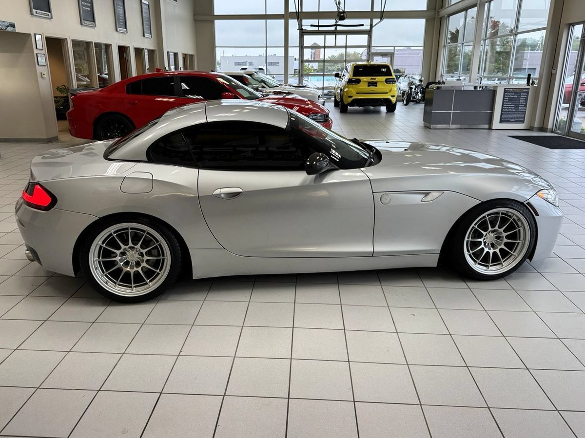 Used 2013 BMW Z4 sDrive35i RWD image 55