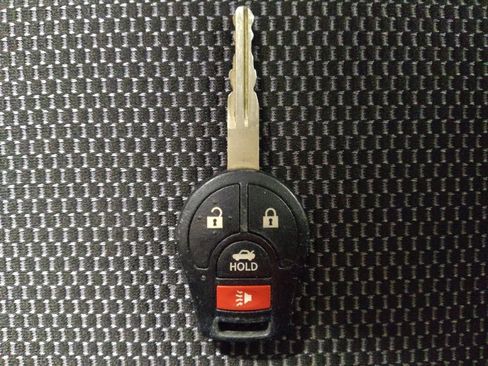 Used 2018 Nissan Versa SV FWD image 32