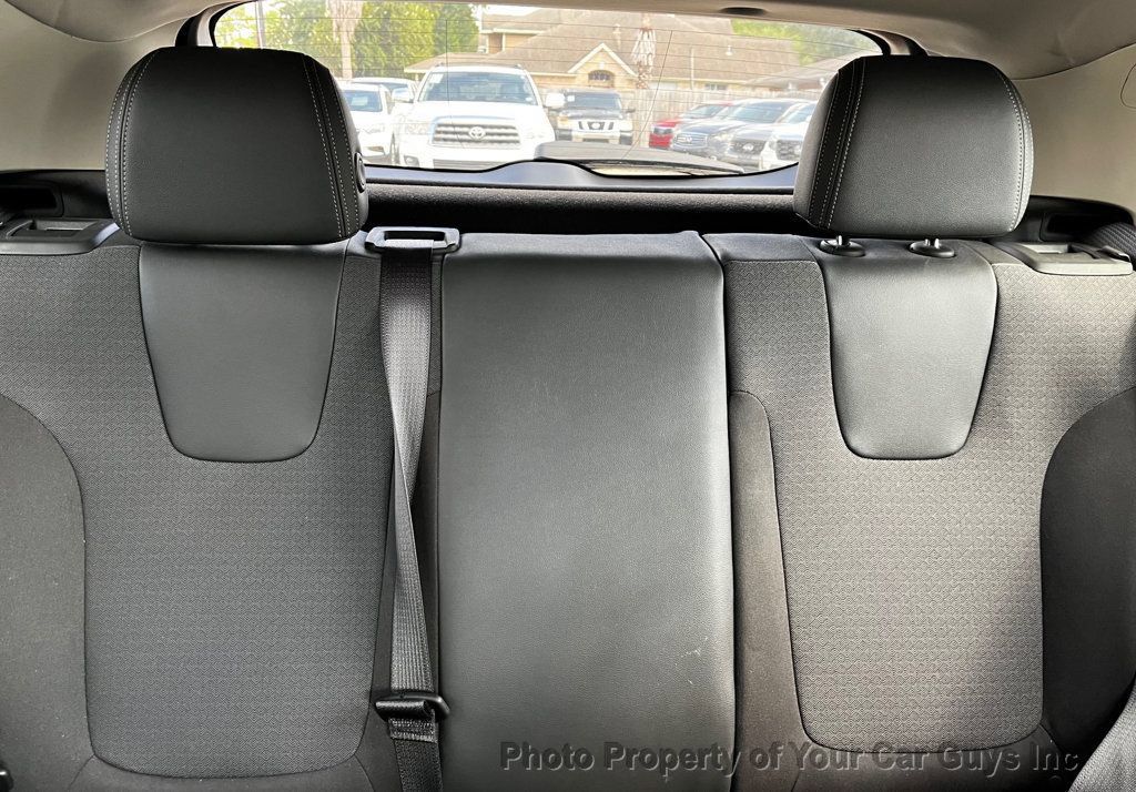 Used 2020 Buick Encore GX Preferred FWD image 28
