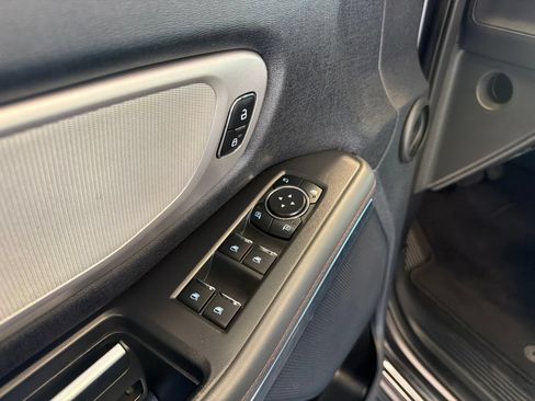 Used 2025 Ford Expedition Active AWD/4WD image 22